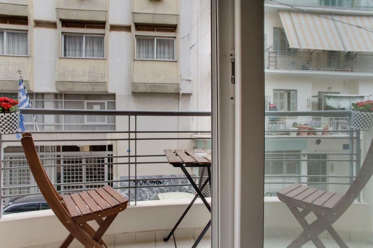 Melina'S Apartment By The Tube Athens Ngoại thất bức ảnh