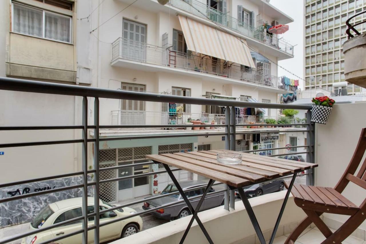 Melina'S Apartment By The Tube Athens Ngoại thất bức ảnh